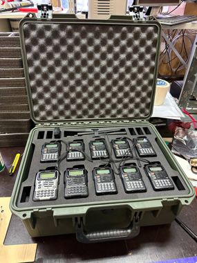 Двухъярусный ложемент под 10 раций Yaesu